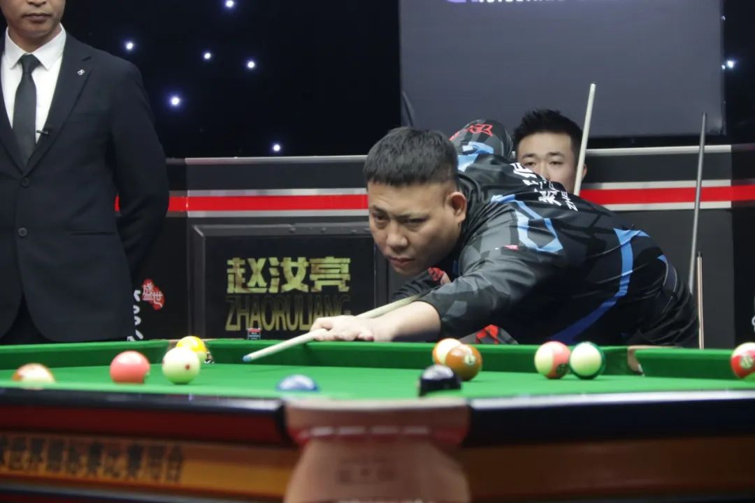 中表现出色 中表现出色