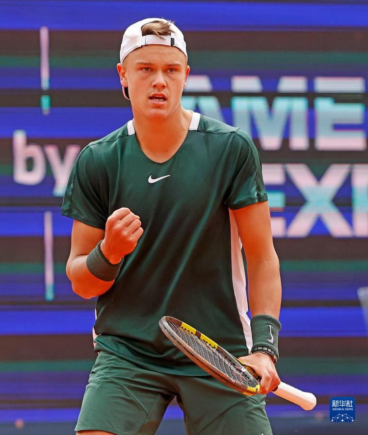 就在这场 就在这场